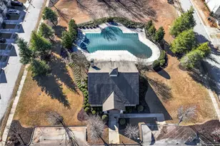 2429 Capella Cir SW, Atlanta, GA 30331 - Photo 36