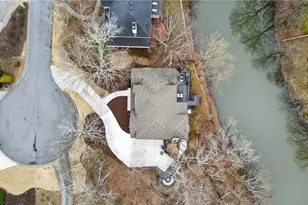 12170 Wexford Mill Ct, Roswell, GA 30075 - Photo 4