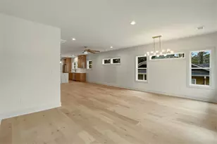 1566 Olympian Cir SW, Atlanta, GA 30310 - Photo 4