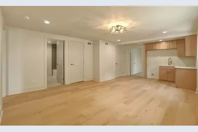 1566 Olympian Circle SW, Atlanta, GA 30310 - Photo 24