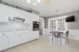 6041 Antebellum Dr, Stone Mountain, GA 30087 - Photo 16