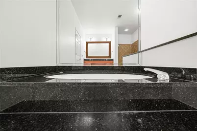 3071 Lenox Road NE #11, Atlanta, GA 30324 - Photo 16