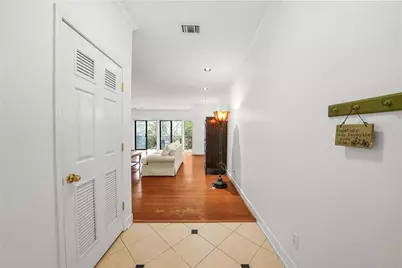 3071 Lenox Road NE #11, Atlanta, GA 30324 - Photo 4