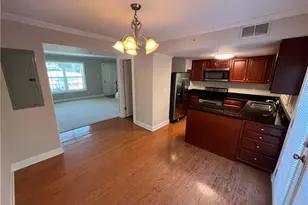 16 Villa Ct SE, Smyrna, GA 30080 - Photo 4