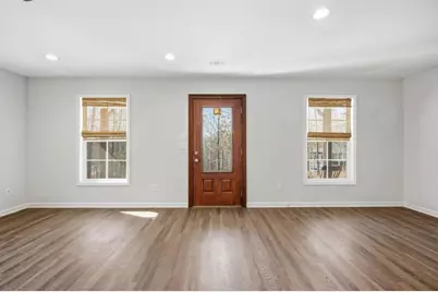 7621 Maple Place, Murrayville, GA 30564 - Photo 4