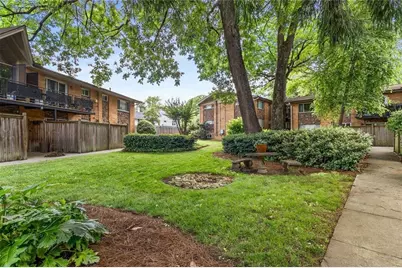 115 Biscayne Drive NW #E3, Atlanta, GA 30309 - Photo 32