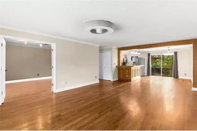 115 Biscayne Drive NW #E3, Atlanta, GA 30309 - Photo 10