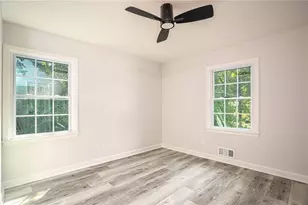 610 Glenforest Rd, Atlanta, GA 30328 - Photo 26