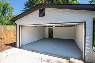 610 Glenforest Rd, Atlanta, GA 30328 - Photo 42