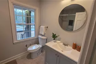 610 Glenforest Rd, Atlanta, GA 30328 - Photo 22