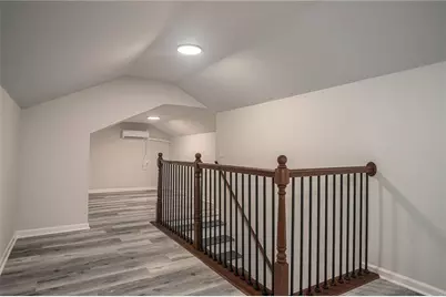 610 Glenforest Road, Atlanta, GA 30328 - Photo 32