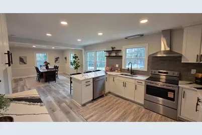 610 Glenforest Road, Atlanta, GA 30328 - Photo 14