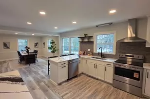 610 Glenforest Rd, Atlanta, GA 30328 - Photo 14