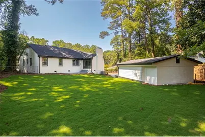 610 Glenforest Road, Atlanta, GA 30328 - Photo 40