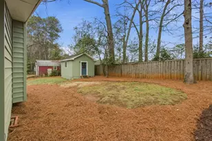 801 Verona Dr, Clarkston, GA 30021 - Photo 22