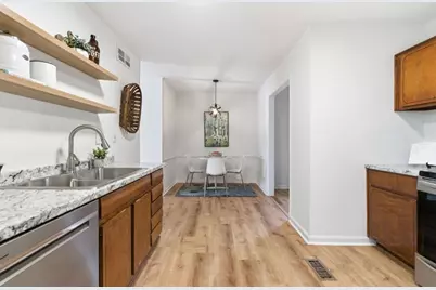 801 Verona Drive, Clarkston, GA 30021 - Photo 4