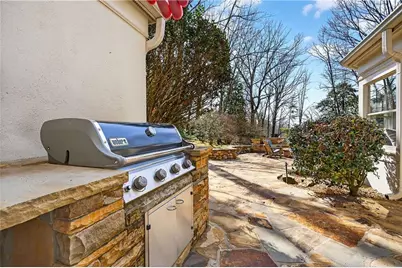 5680 Glen Errol Road, Atlanta, GA 30327 - Photo 70