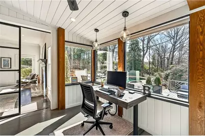 5680 Glen Errol Road, Atlanta, GA 30327 - Photo 34