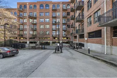 3235 Roswell Road NE #705, Atlanta, GA 30305 - Photo 2