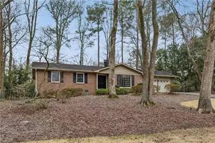 3436 Brookview Dr, Marietta, GA 30068 - Photo 2