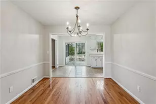 3436 Brookview Dr, Marietta, GA 30068 - Photo 12