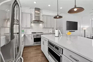 513 NE Broadview Pl NE, Atlanta, GA 30324 - Photo 14