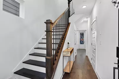 513 NE Broadview Place NE, Atlanta, GA 30324 - Photo 2