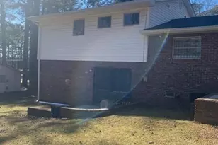 2392 Ozark Trail SW, Atlanta, GA 30331 - Photo 6