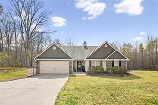 225 Tyler Way, Jefferson, GA 30549 - Photo 2