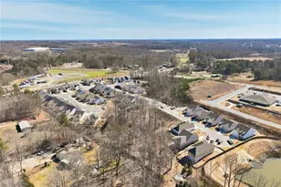 7395 Winderlea Ln, Cumming, GA 30040 - Photo 16