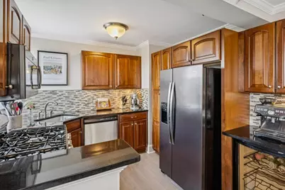 2479 Peachtree Road NE #515, Atlanta, GA 30305 - Photo 12