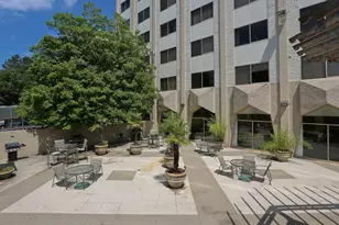 2479 Peachtree Rd NE, Atlanta, GA 30305 - Photo 30