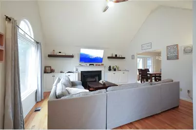 715 Lake Point Drive, Woodstock, GA 30189 - Photo 6