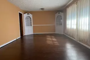 714 Catherine St, Forest Park, GA 30297 - Photo 2