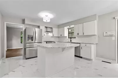 4528 Lashley Court NE, Marietta, GA 30068 - Photo 12