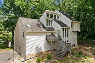 4528 Lashley Ct NE, Marietta, GA 30068 - Photo 2