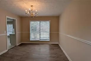 710 Suwanee Lakes Circle, Suwanee, GA 30024 - Photo 14