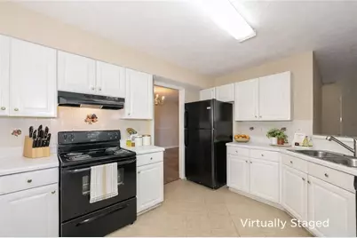 710 Suwanee Lakes Circle, Suwanee, GA 30024 - Photo 12