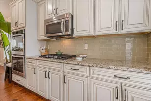 9054 Tuckerbrook Ln, Johns Creek, GA 30022 - Photo 10