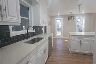 1483 Hidden Hills Pkwy, Stone Mountain, GA 30088 - Photo 4