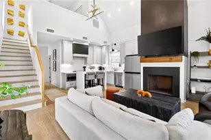 110 Channing Ln, Fayetteville, GA 30214 - Photo 4