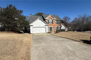 11395 Brookhollow Trail, Alpharetta, GA 30022 - Photo 4