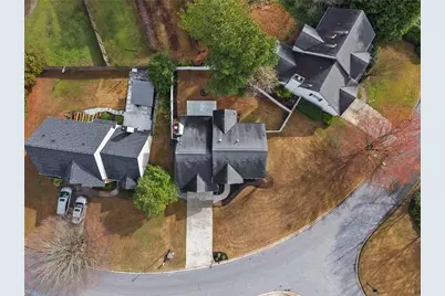 11395 Brookhollow Trail, Alpharetta, GA 30022 - Photo 2