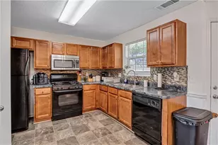 306 Bonnes Dr, Austell, GA 30168 - Photo 10