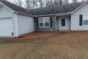 8455 River Bluff Pl, Ball Ground, GA 30107 - Photo 12