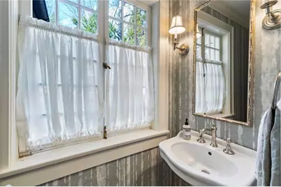 110 Brighton Road NE, Atlanta, GA 30309 - Photo 18