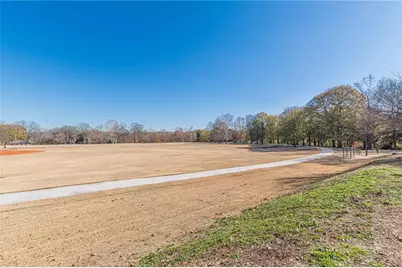 547 Elmwood Drive NE, Atlanta, GA 30306 - Photo 122