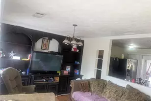 3081 Hillwood Dr, Lawrenceville, GA 30044 - Photo 4