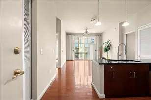 711 Cosmopolitan Dr NE, Atlanta, GA 30324 - Photo 2