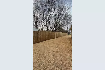 250 Lawrence Street, Adairsville, GA 30103 - Photo 16